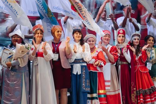 Воспитатель из Менделеевска Айгуль Курбанова стала лауреатом Всероссийского конкурса «Лучший учитель родного языка и литературы»