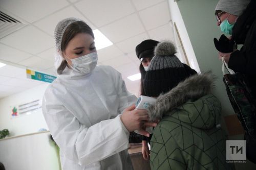 Роспотребнадзор напоминает: как защитить детей от гриппа и ОРВИ в школе