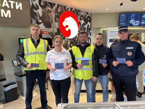 В Татарстане дорожники провели акцию по профилактике ДТП: отдых за рулем спасает жизни