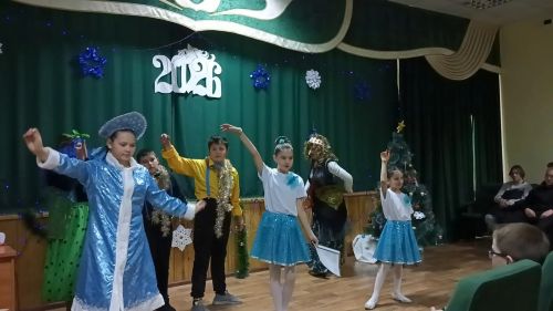 В Камаеве проведён Новогодний бал-маскарад