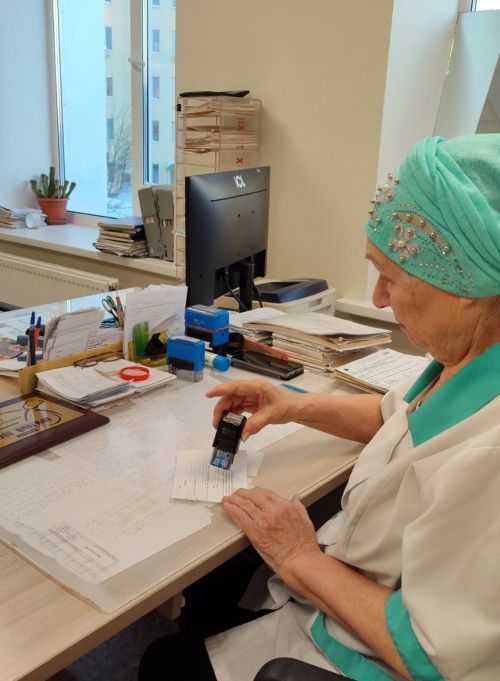 «Мои пациенты — как дети»: Врач-нарколог из Менделеевска о пути длиною в жизнь
