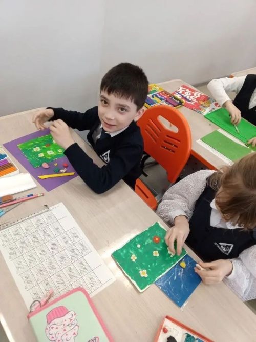 «Красная ромашка»: менделеевские школьники изучают бессмертные строки Мусы Джалиля
