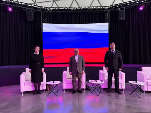 «Учить и учиться»: в Менделеевске прошло собрание молодых педагогов района