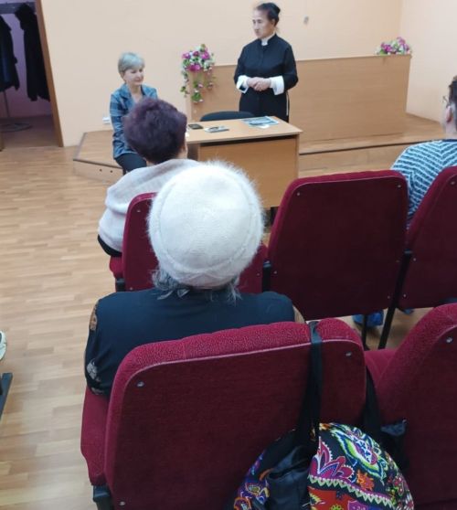 В Менделеевске живёт женщина, которая посвятила жизнь озеленению и благоустройству