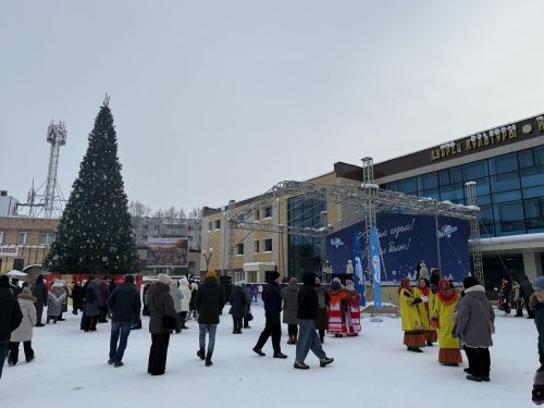 Рождественская ярмарка и праздничный концерт собрали менделеевцев у Дворца культуры