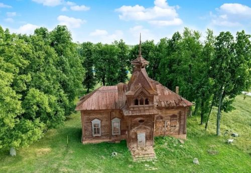 В Менделеевском районе открыто здание бывшей заводской школы