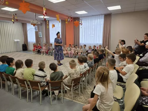Бабушки научили детей Менделеевска дворовым играм