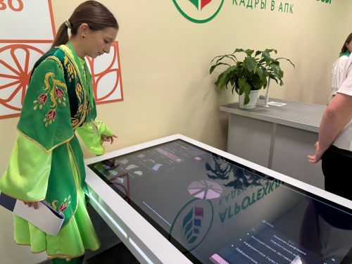 В сельских школах Ижевки и Тихоново открыли агроклассы