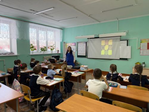 Зимние правила безопасности обсудили с менделеевскими школьниками перед каникулами