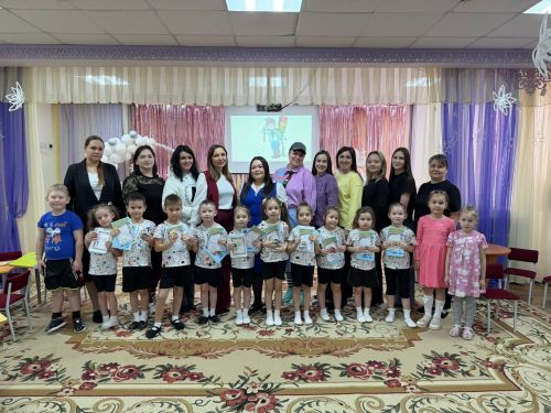 В Менделеевском районе стартовал конкурс «Зелёный огонёк»: воспитатели проводят открытые занятия по ПДД