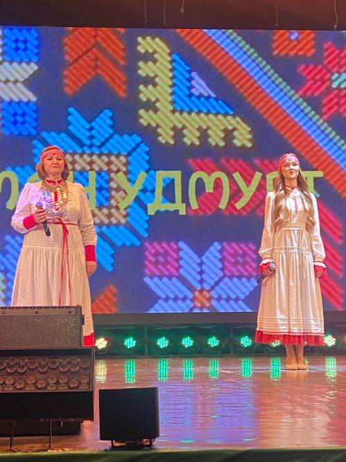 25 лет на сцене: ансамбль удмуртской песни «Купанча» Менделеевска отметил юбилей