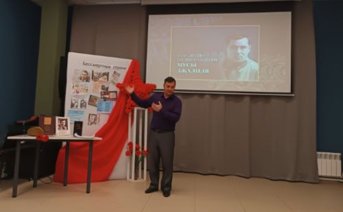 «Юность» кинотеатрында узган очрашу Муса Җәлилнең 120 еллыгы уңаеннан уздырылды