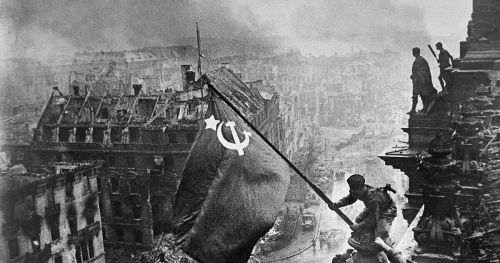 В Госдуме предложили усилить борьбу с фальсификацией истории и искажением правды о войне