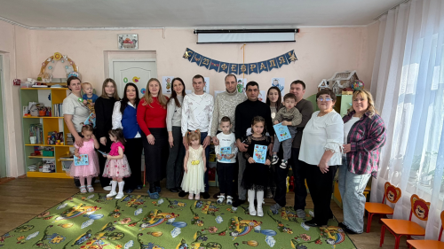 В Мунайкинском детском саду «Тургай» родители вместе с детьми освоили правила дорожного движения в игровой форме
