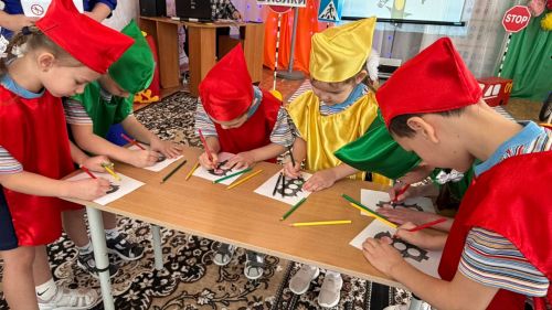 В Бизякинском детском саду Менделеевского района дошкольники изучали ПДД в игровом формате