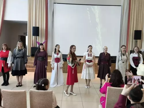 В Менделеевске марийская молодежь зажгла на фестивале «Храни традиции»