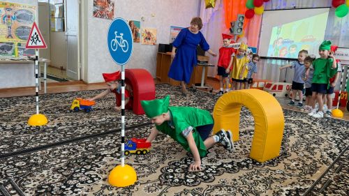 В Бизякинском детском саду Менделеевского района дошкольники изучали ПДД в игровом формате