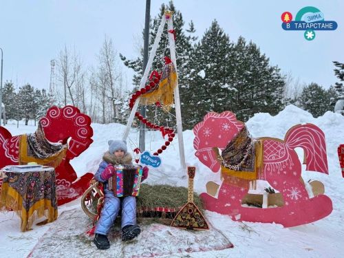 Третий семейный гастрофестиваль проведён в Менделеевске: сказочный сквер, национальная кухня и флешмоб дружбы