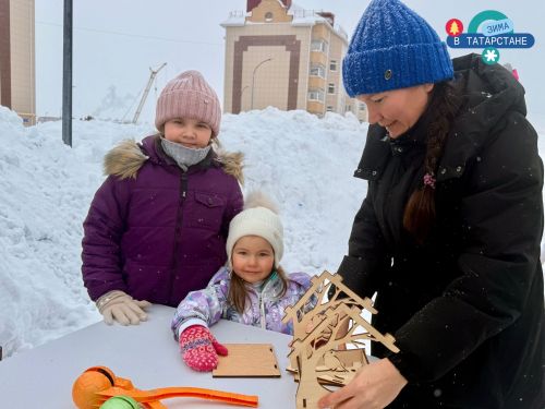Третий семейный гастрофестиваль проведён в Менделеевске: сказочный сквер, национальная кухня и флешмоб дружбы
