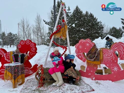 Третий семейный гастрофестиваль проведён в Менделеевске: сказочный сквер, национальная кухня и флешмоб дружбы