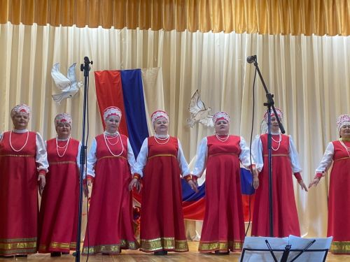 Бондюжский базар, конь-огонь, песни и пляски: как в Менделеевском районе прошёл первый фестивальный концерт