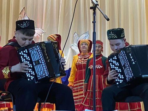 Бондюжский базар, конь-огонь, песни и пляски: как в Менделеевском районе прошёл первый фестивальный концерт
