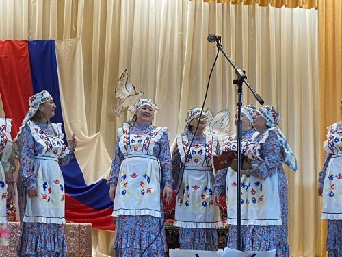Бондюжский базар, конь-огонь, песни и пляски: как в Менделеевском районе прошёл первый фестивальный концерт
