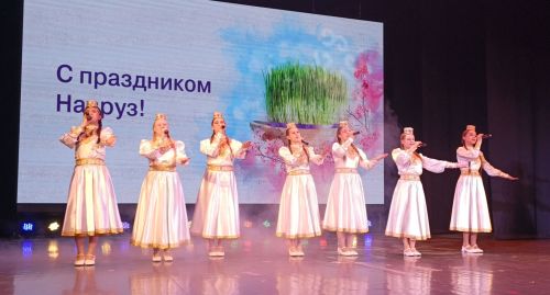 Весна пришла на сцену: в Менделеевске ярко отметили Навруз