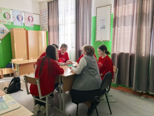 В Псеевской школе активисты «Движения Первых» встретились с местными поэтами