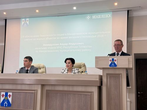 Лёд пока неподвижен, но техника готова: как Менделеевск готовится к паводку