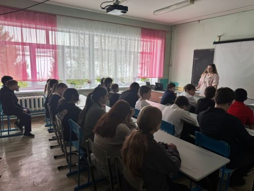 Молодёжный центр «Яшьлек» провёл урок безопасности на льду в Тихоновской школе