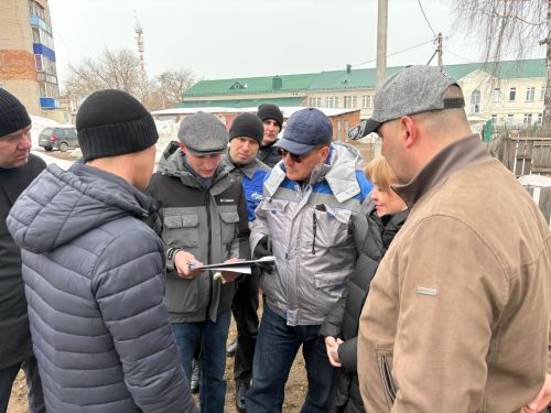 В Менделеевске проверили ход капитального ремонта и состояние домов