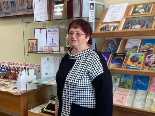 В Ижевской библиотеке школьники встретились с земляком — участником СВО