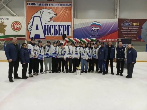 «Айсберг» — бронзада! Ә иң яхшы уенчы — безнеке