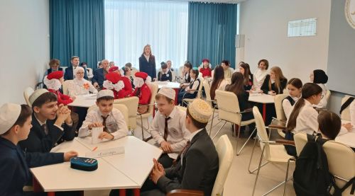 Татар китапханәсе, «Мирас» татар гимназиясендә, М.Җәлилнең 120 еллыгына багышланган әдәби викторина үткәрде