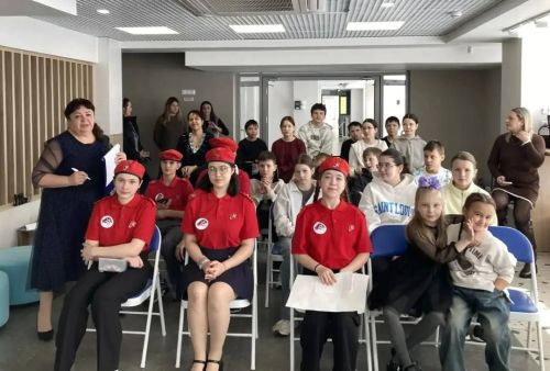 Активисты школы №1 поборолись за звание «Мистер и Мисс Юнармии» в Менделеевске