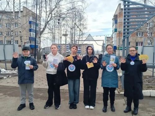 Молодёжь Менделеевска выбирает ЗОЖ: активисты «Юниоров» провели антинаркотический марафон