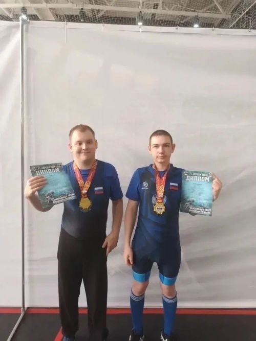 Особенные спортсмены из Менделеевска стали победителями чемпионата НАП Татарстана по силовым видам спорта