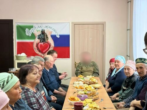 Встреча с участником СВО в Тураево: награды, чай и поддержка «Йорэк жылысы»