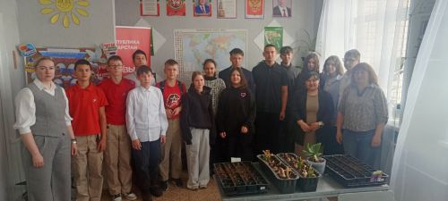 Школьники Тихоново встретились с главой местной администрации в рамках проекта «Классные встречи»