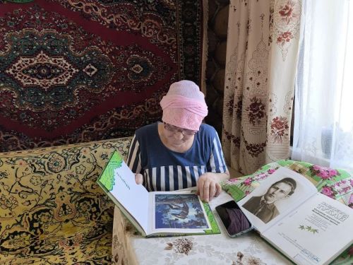 Специалисты КЦСОН «Берег Надежды» провели час сказок Тукая для подопечных в Менделеевске