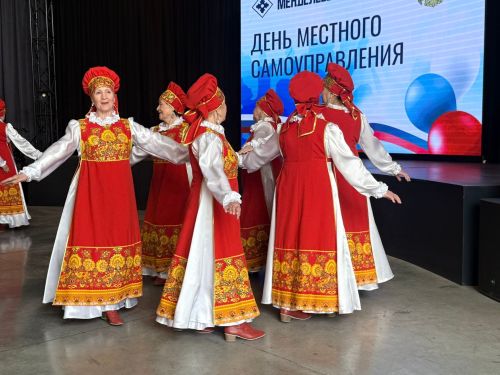 В Менделеевске наградили лучших сотрудников местного самоуправления