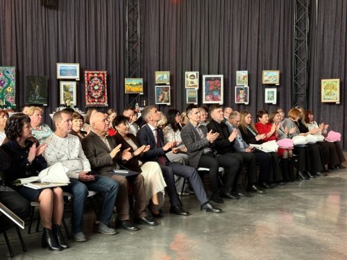В Менделеевске наградили лучших сотрудников местного самоуправления
