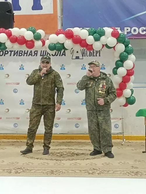 Хоккеисты из Менделеевска завоевали серебро на Кубке Героев