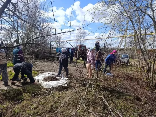 Жители деревни Актазики привели в порядок памятник воинам Великой Отечественной