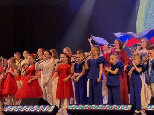 В Менделеевске прошёл отчётный концерт вокальной группы «Аккорд»