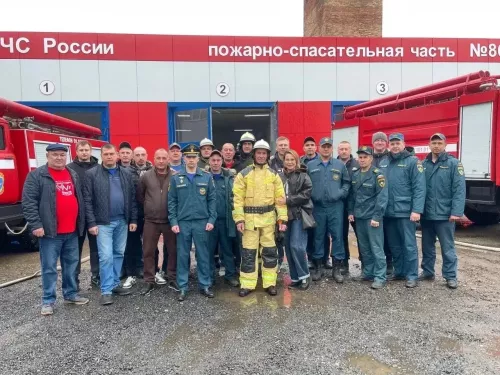 В огонь без страха: менделеевские пожарные встречают профессиональный праздник на боевом посту