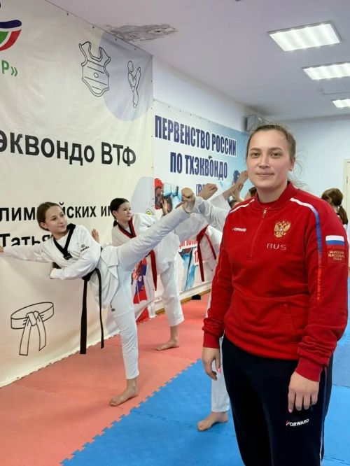 «Тхэквондо – это моя жизнь»: история тренера Алины Салимуллиной из Менделеевска