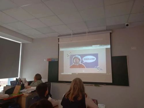 В лицее №3 Менделеевска прошло занятие «Разговоры о важном», посвящённое Дню космонавтики