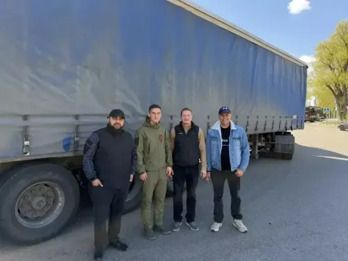 Глава района Роберт Искандаров доставил гуманитарную помощь в зону специальной военной операции